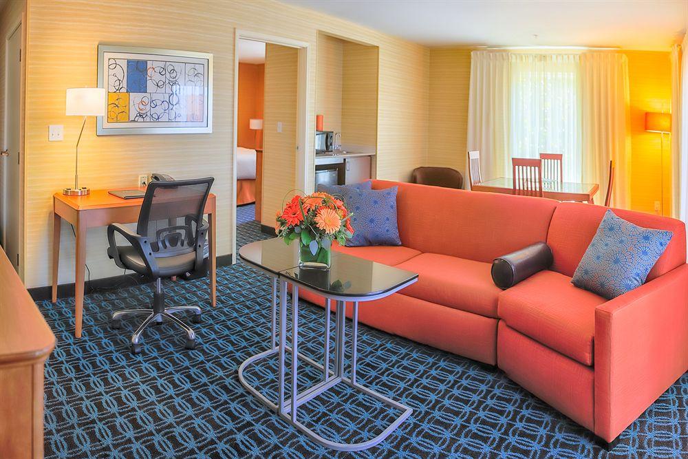 Fairfield Inn And Suites By Marriott San Jose Airport Екстер'єр фото