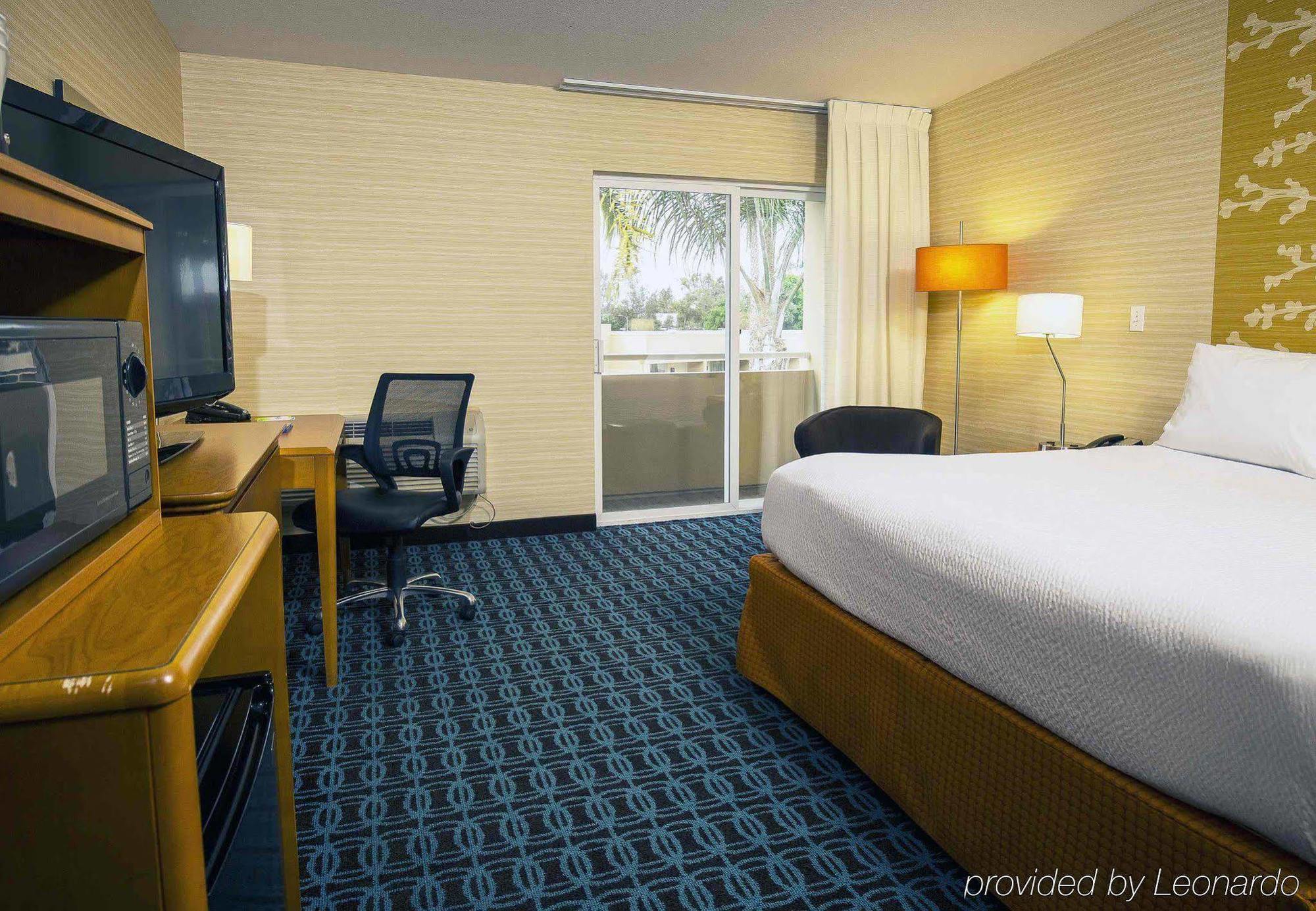 Fairfield Inn And Suites By Marriott San Jose Airport Екстер'єр фото