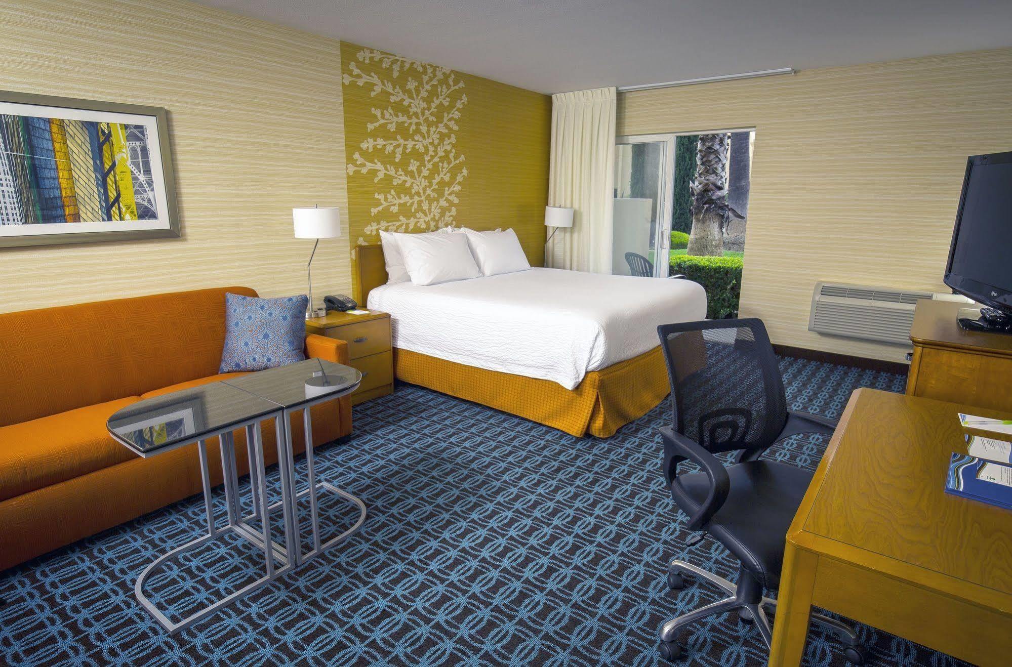 Fairfield Inn And Suites By Marriott San Jose Airport Екстер'єр фото