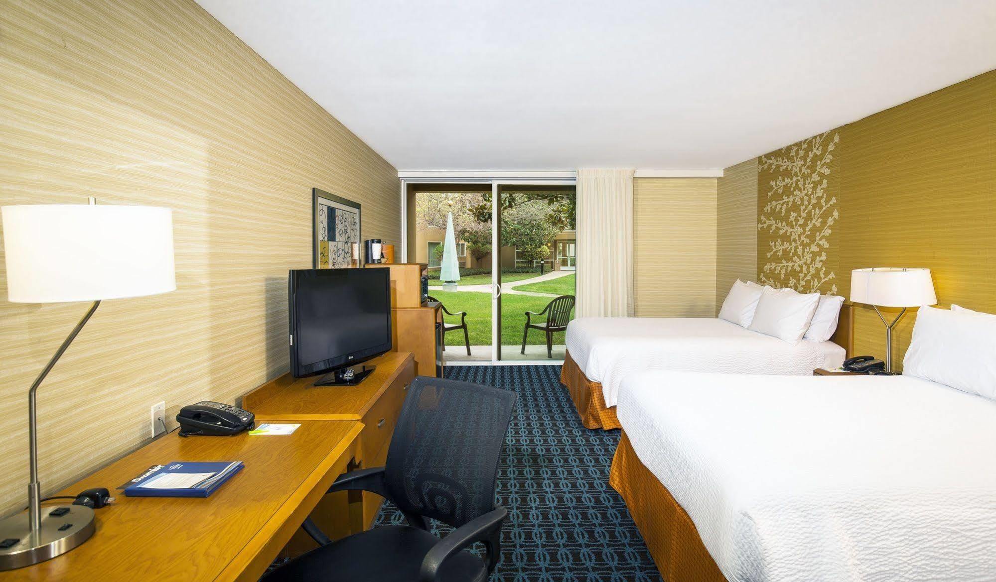 Fairfield Inn And Suites By Marriott San Jose Airport Екстер'єр фото